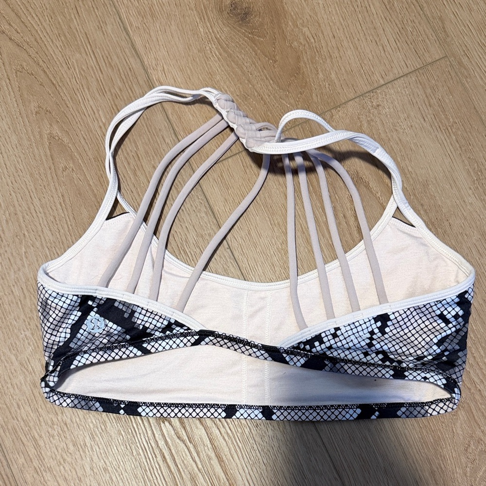 Lululemon Strappy Snake Print Bralette size 8